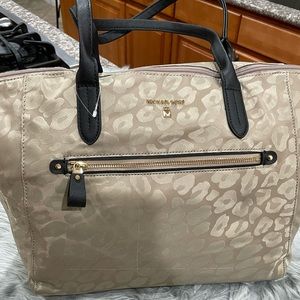 NWT Large MK Iridescent Truffle Tote New with tags